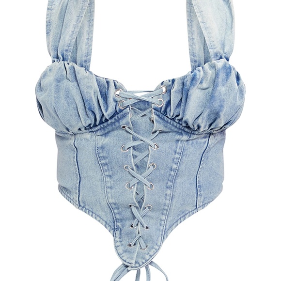 PRETTYLITTLETHING plus vintage bleach wash ruched bust detail denim lace up - Picture 5 of 5